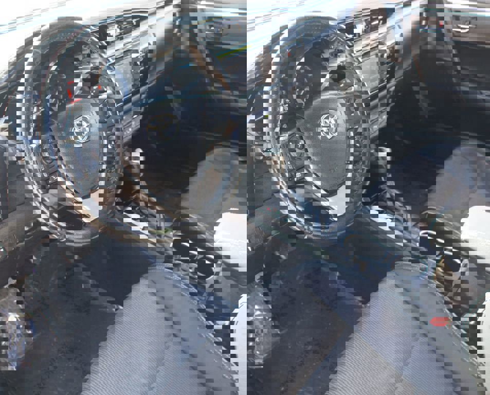 Used 2016 Toyota Corolla S image 9