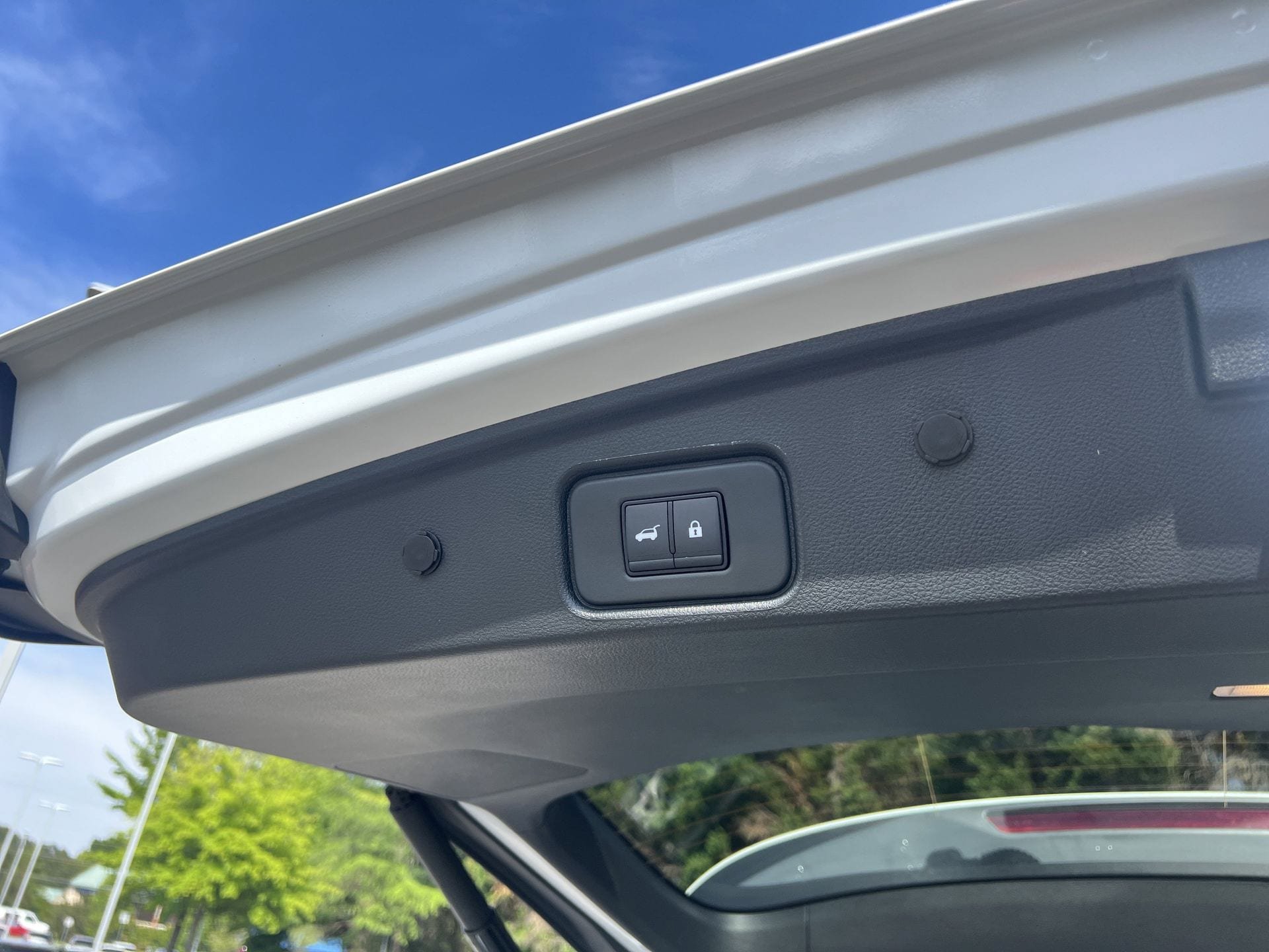 New 2026 Nissan Pathfinder Platinum FWD image 23