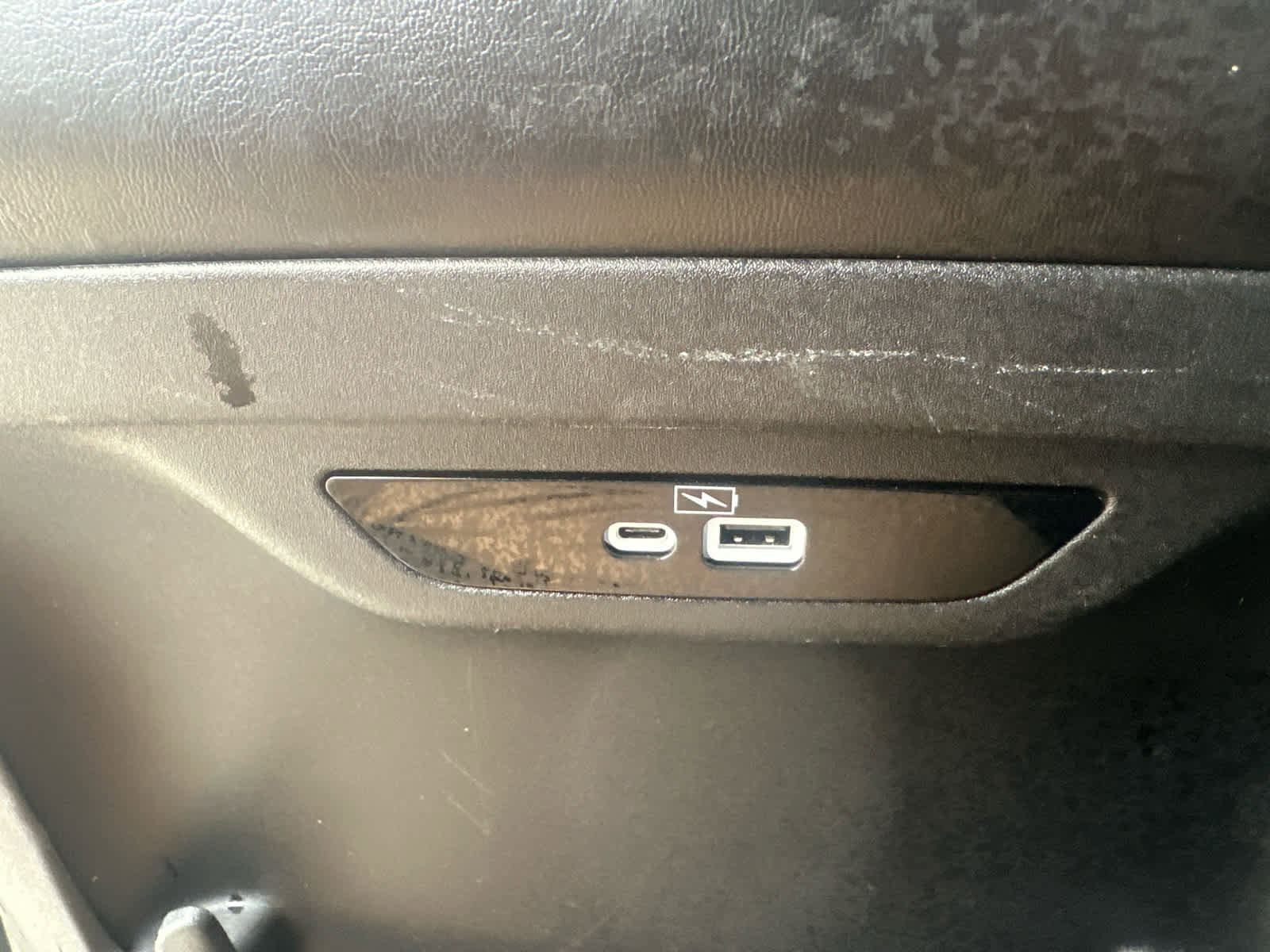 Used 2024 Chrysler Pacifica Touring-L image 22