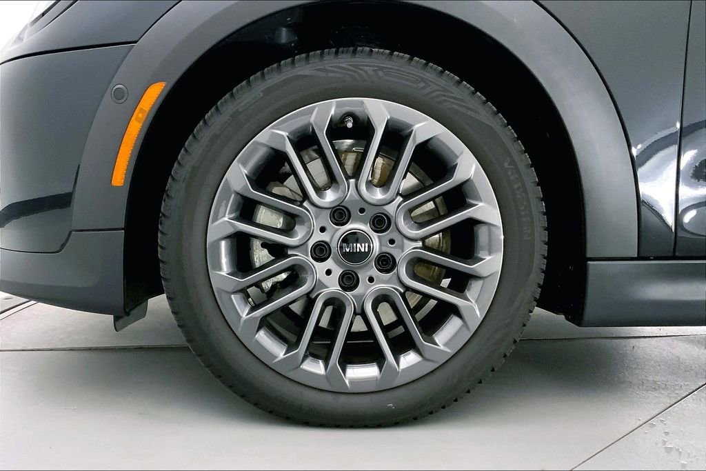 Used 2025 MINI Cooper S image 8