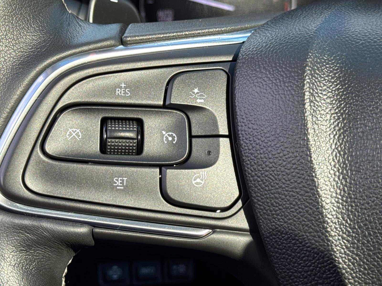 Certified 2023 Buick Envision Avenir image 23