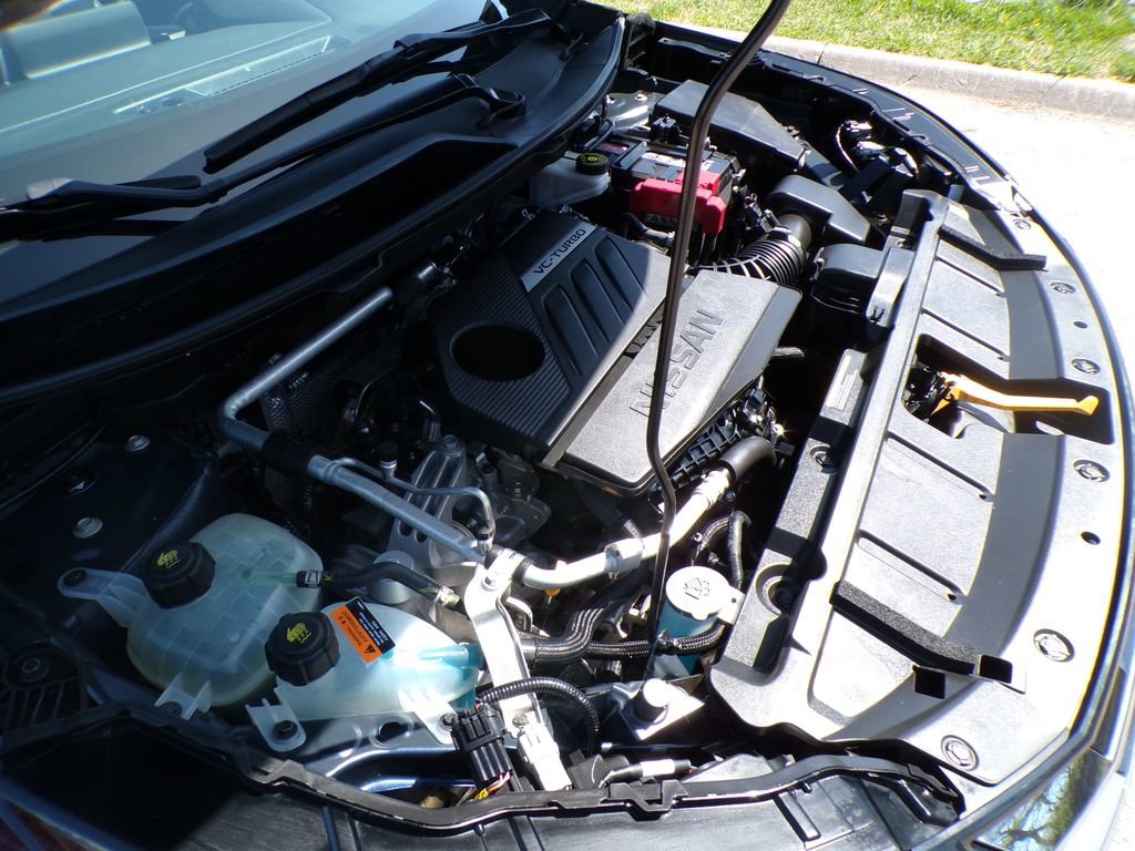 Used 2024 Nissan Rogue SV w/ SV Premium Package image 31