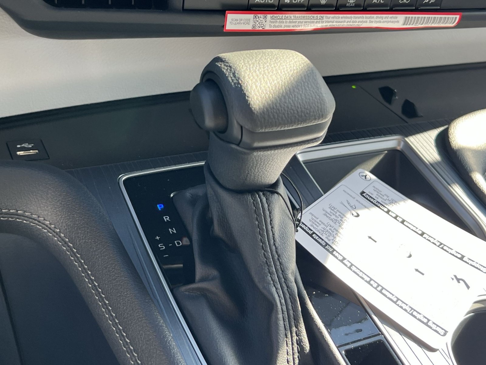 New 2026 Toyota Sienna LE FWD image 17