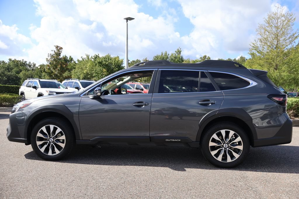 Used 2024 Subaru Outback Limited AWD/4WD image 5