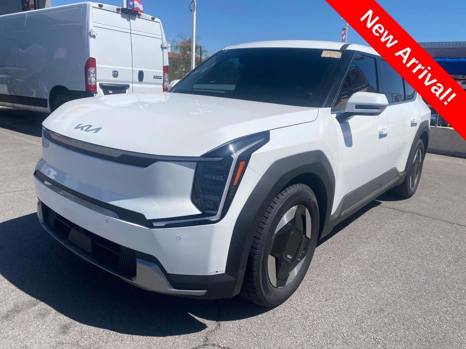 Used 2024 Kia EV9 Light Long Range RWD video 1