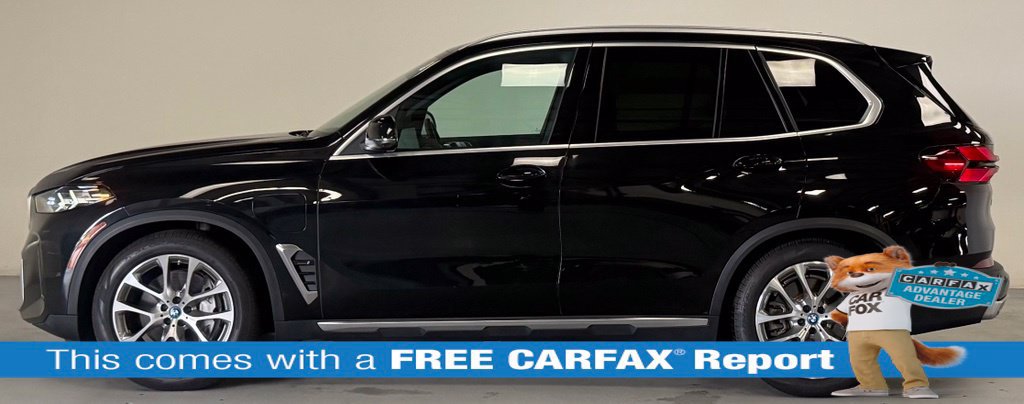 Used 2024 BMW X5 xDrive50e w/ Parking Assistance Package AWD/4WD image 2