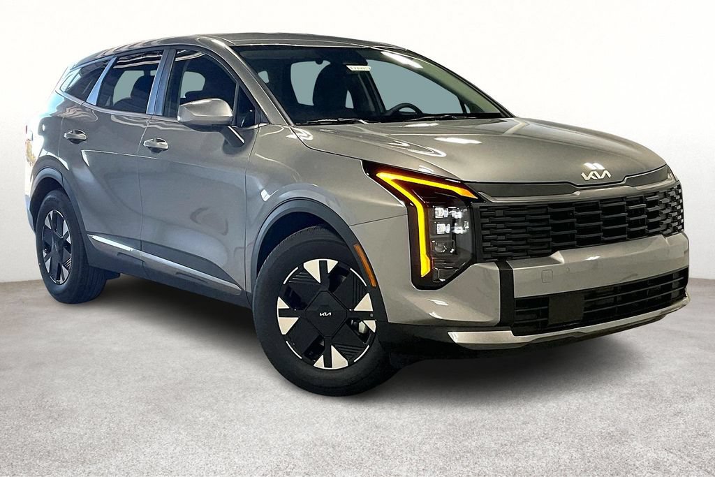 Used 2026 Kia Sportage LX FWD image 1