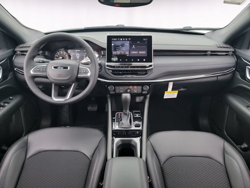New 2026 Jeep Compass Latitude AWD/4WD image 10