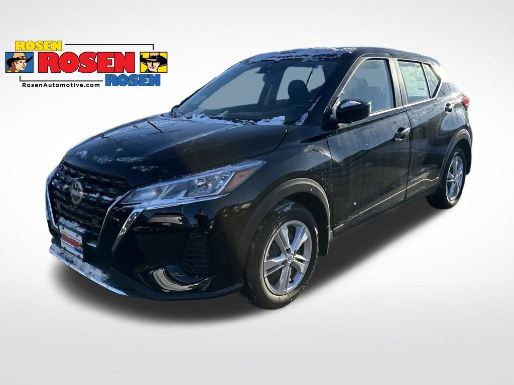 New 2025 Nissan Kicks Play S