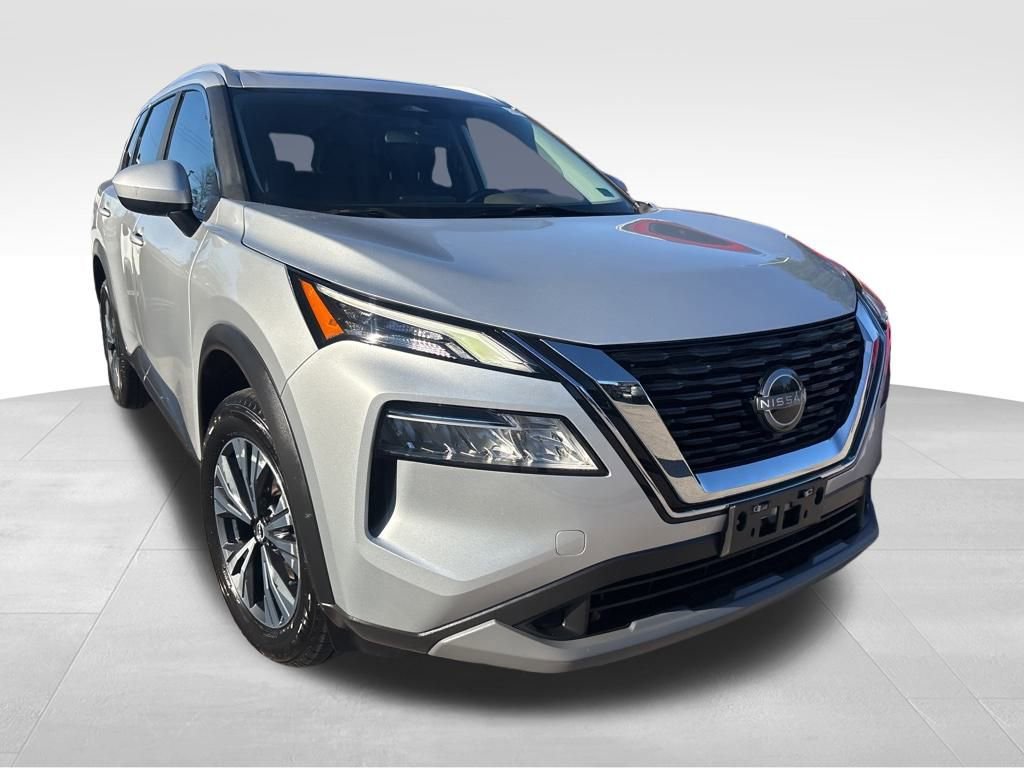 Used 2023 Nissan Rogue SV w/ SV Premium B Package image 5
