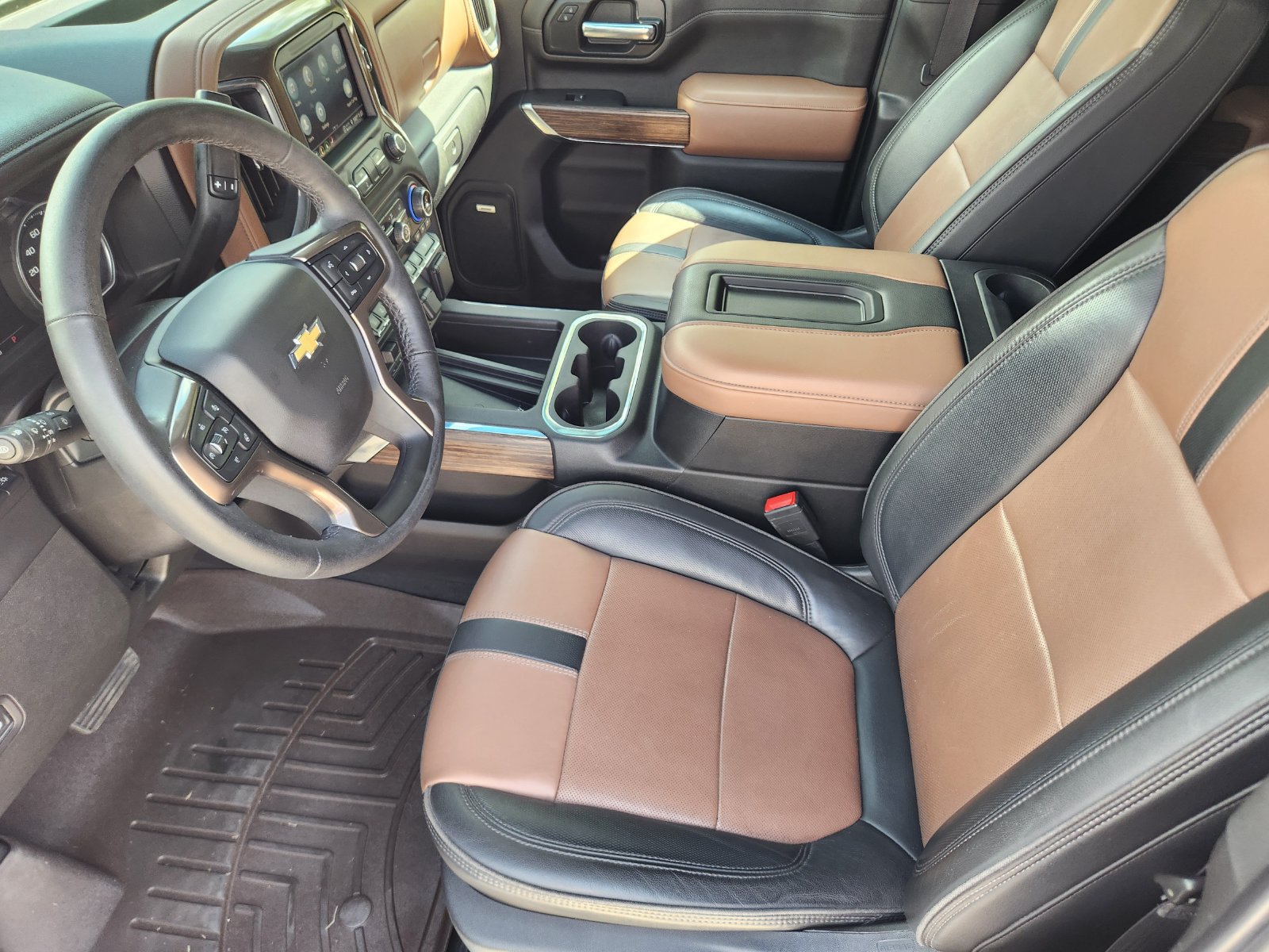 Used 2021 Chevrolet Silverado 2500 High Country AWD/4WD image 14