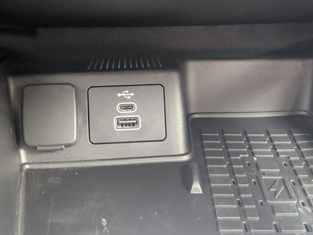 New 2025 Ford Bronco Sport Outer Banks w/ Sasquatch Outer Banks Package image 38