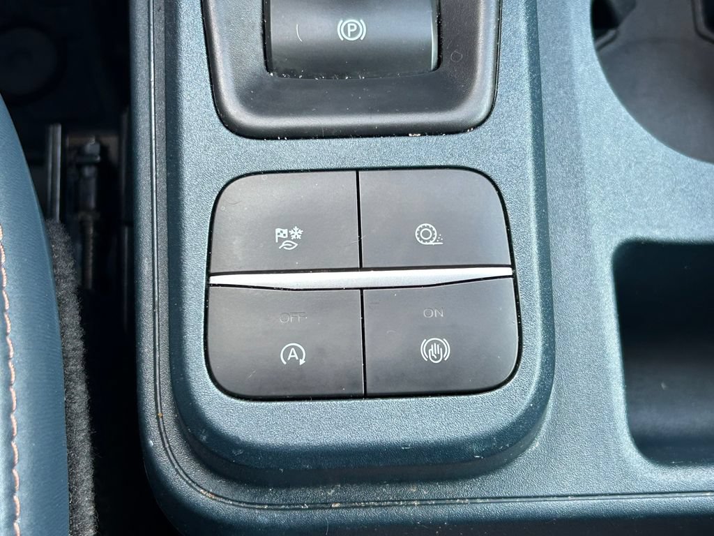 Used 2023 Ford Maverick Lariat w/ Lariat Luxury Package AWD/4WD image 26