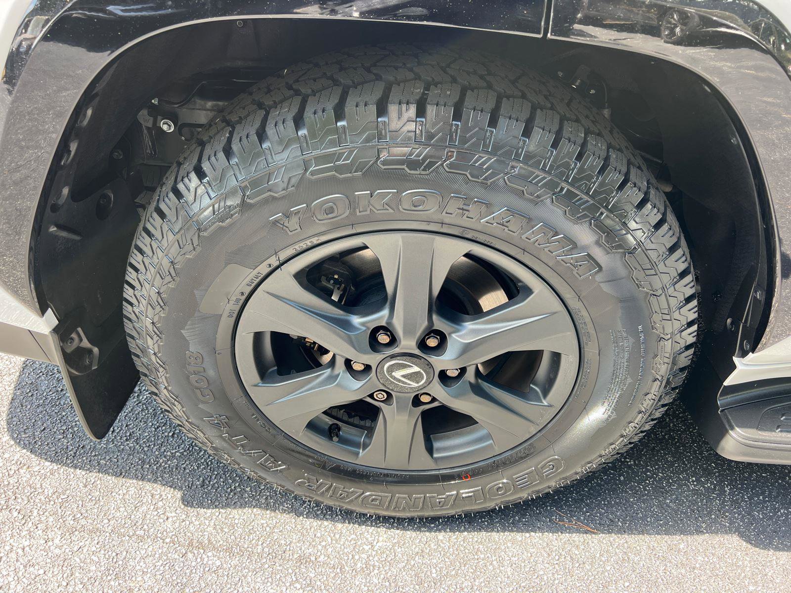 Used 2025 Lexus LX 700h Overtrail AWD/4WD image 18
