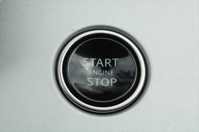 New 2025 Land Rover Range Rover Long Wheelbase SE image 37