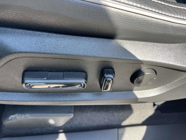 Used 2023 Honda Pilot Elite image 16
