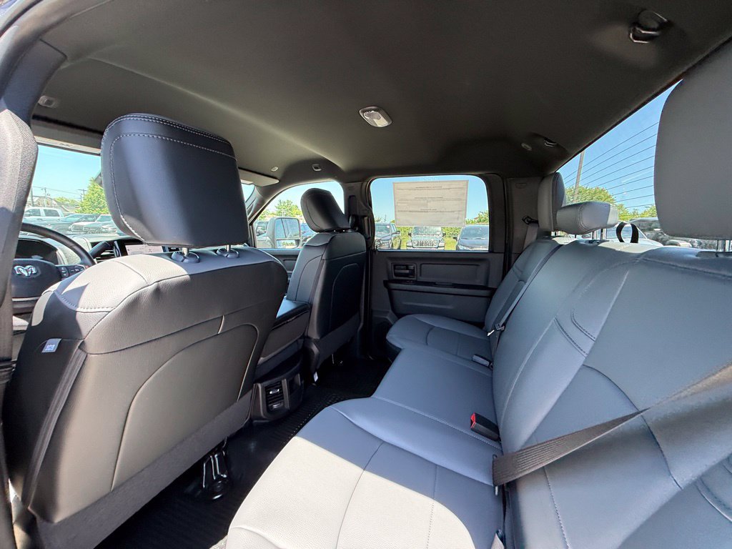 New 2026 RAM 3500 Tradesman AWD/4WD image 24
