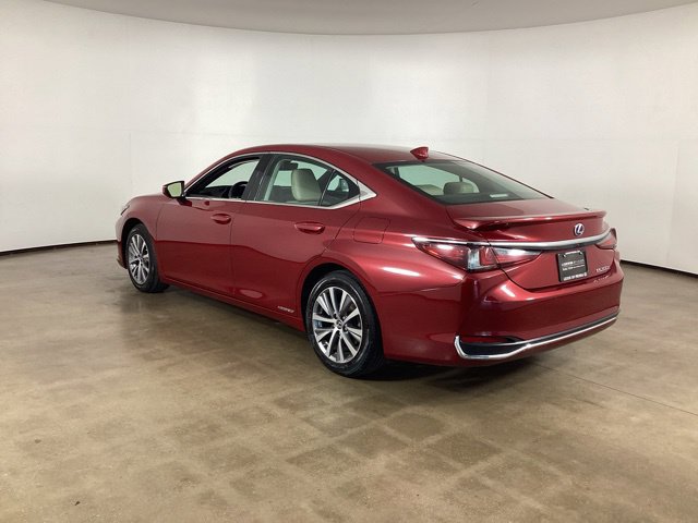 Certified 2021 Lexus ES 300h w/ Premium Package FWD image 7