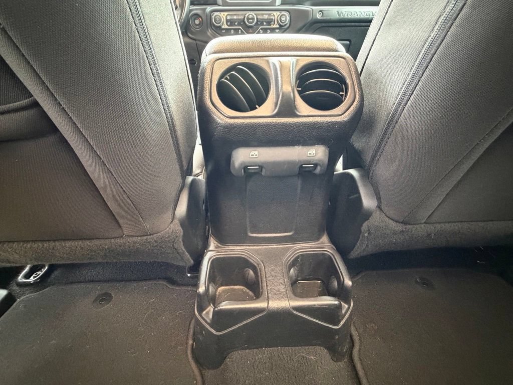 Used 2019 Jeep Wrangler Unlimited Sport AWD/4WD image 31