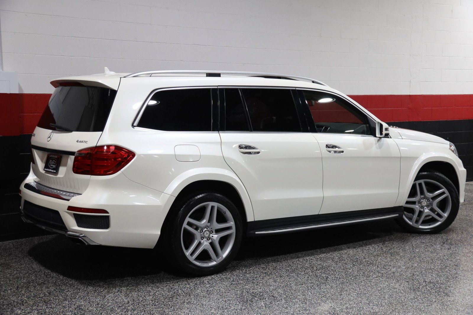 Used 2013 Mercedes-Benz GL 550 4MATIC AMG Sport 4dr Suv image 8