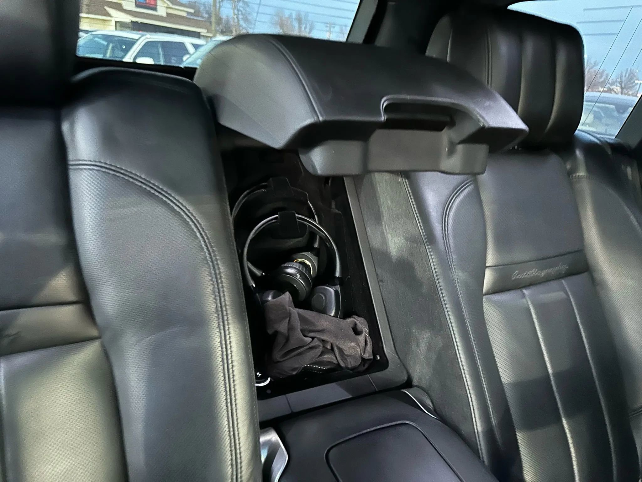 Used 2015 Land Rover Range Rover Long Wheelbase Autobiography image 61