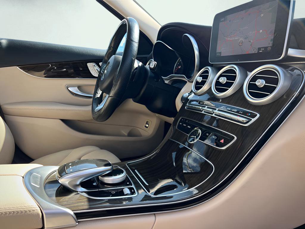 Used 2018 Mercedes-Benz C 300 4MATIC Sedan image 28