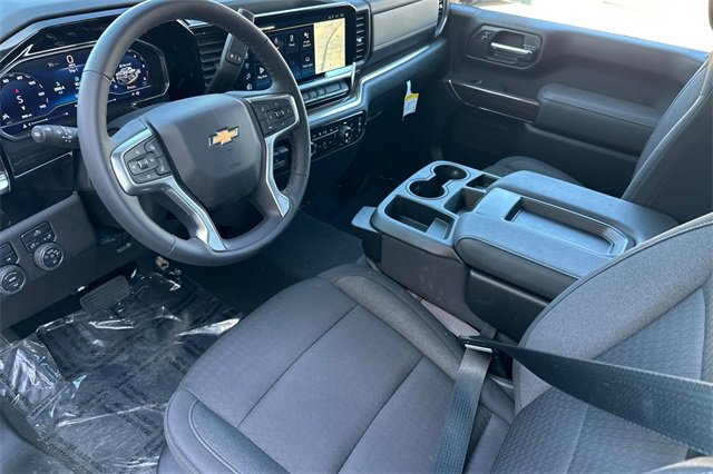 New 2025 Chevrolet Silverado 2500 LT w/ Convenience Package image 13
