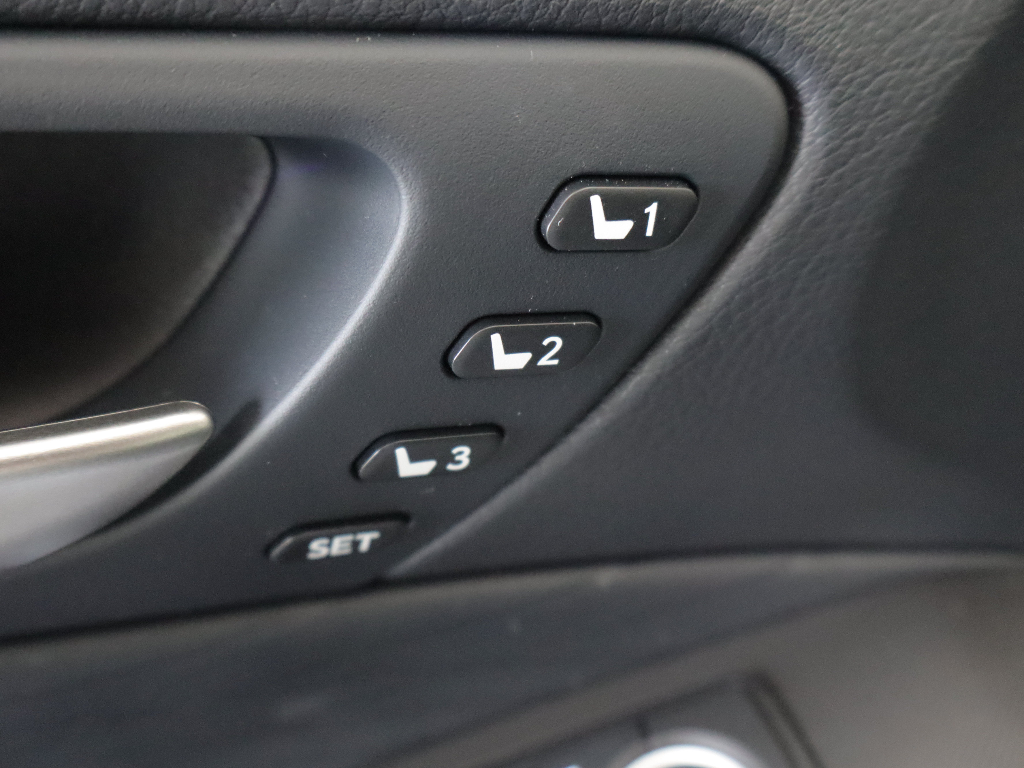 Used 2024 Lexus IS 350 F Sport w/ Navigation Package AWD/4WD image 13
