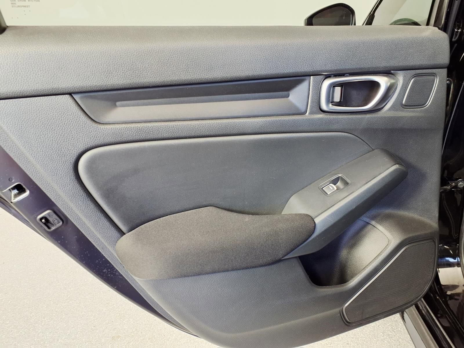 Used 2023 Honda Civic LX image 11