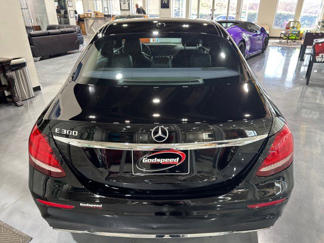Used 2017 Mercedes-Benz E 300 image 34