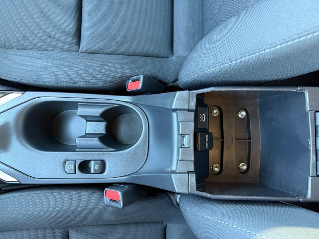 Used 2026 Toyota Corolla LE FWD image 27