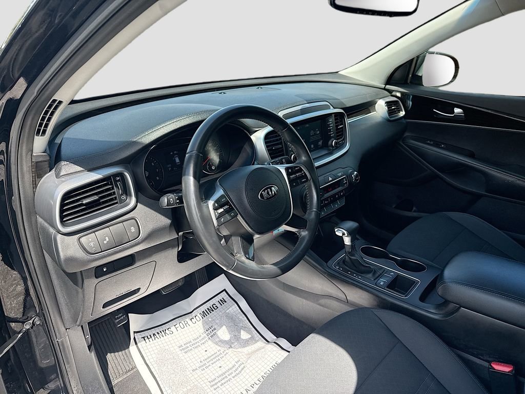 Used 2019 Kia Sorento S image 10