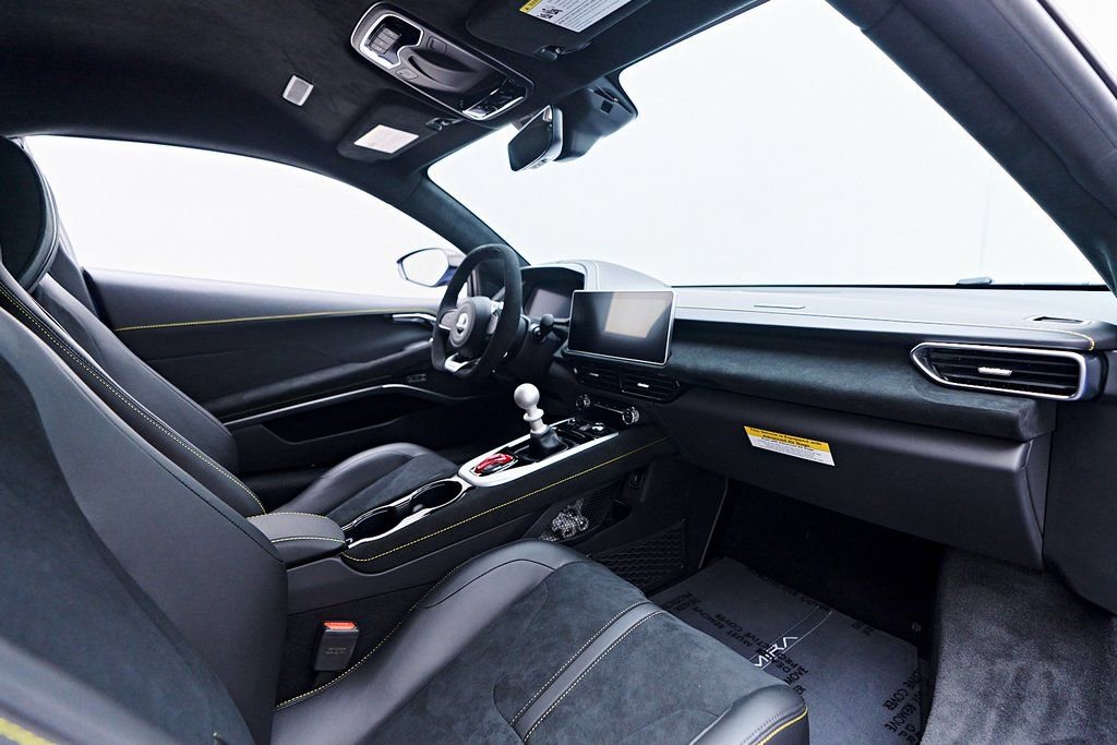 Used 2025 Lotus Emira RWD image 43