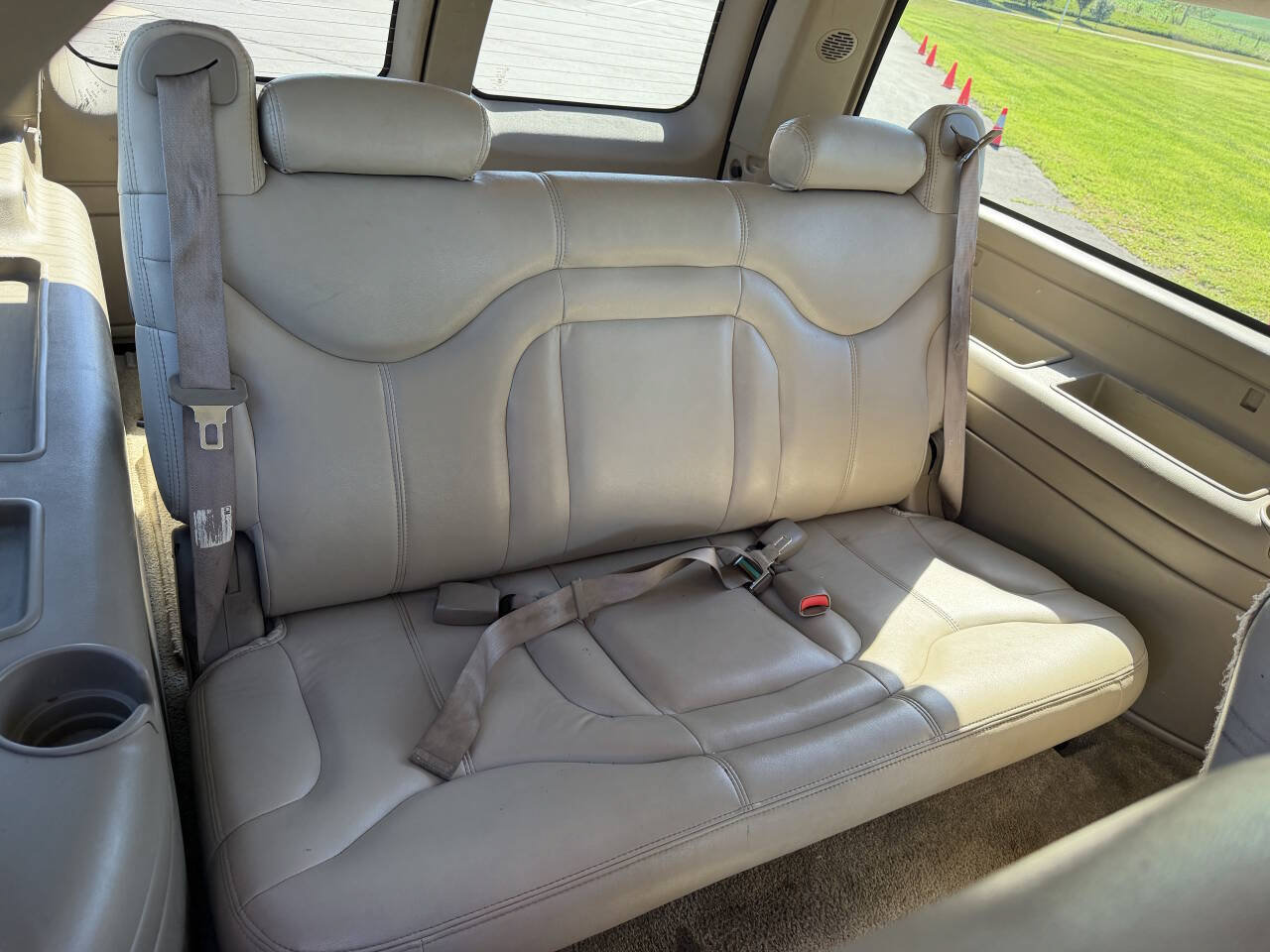 Used 2001 GMC Yukon XL SLT AWD/4WD image 19