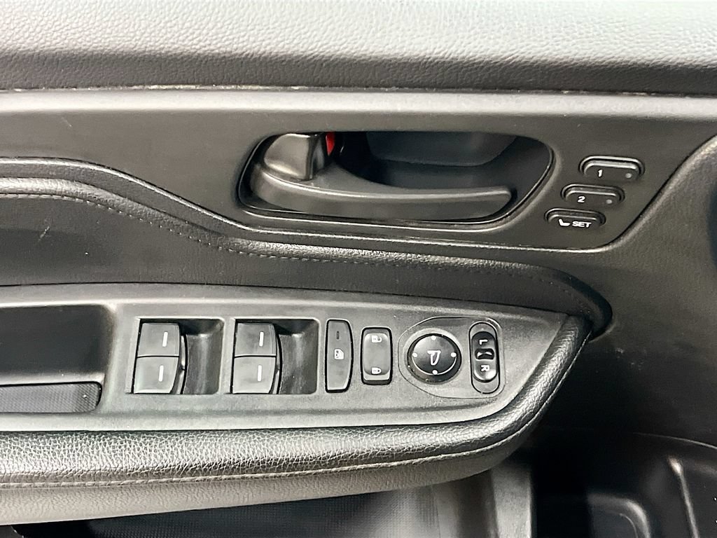 Used 2024 Honda Odyssey EX-L image 17
