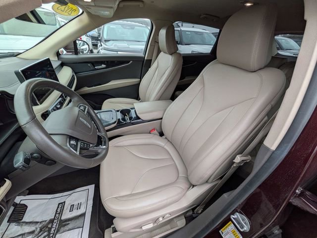 Used 2023 Lincoln Nautilus AWD w/ Premium Package image 7