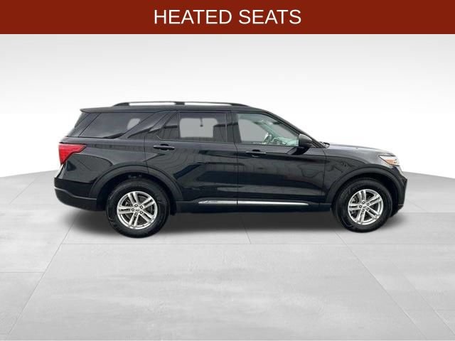 Used 2023 Ford Explorer XLT AWD/4WD image 8
