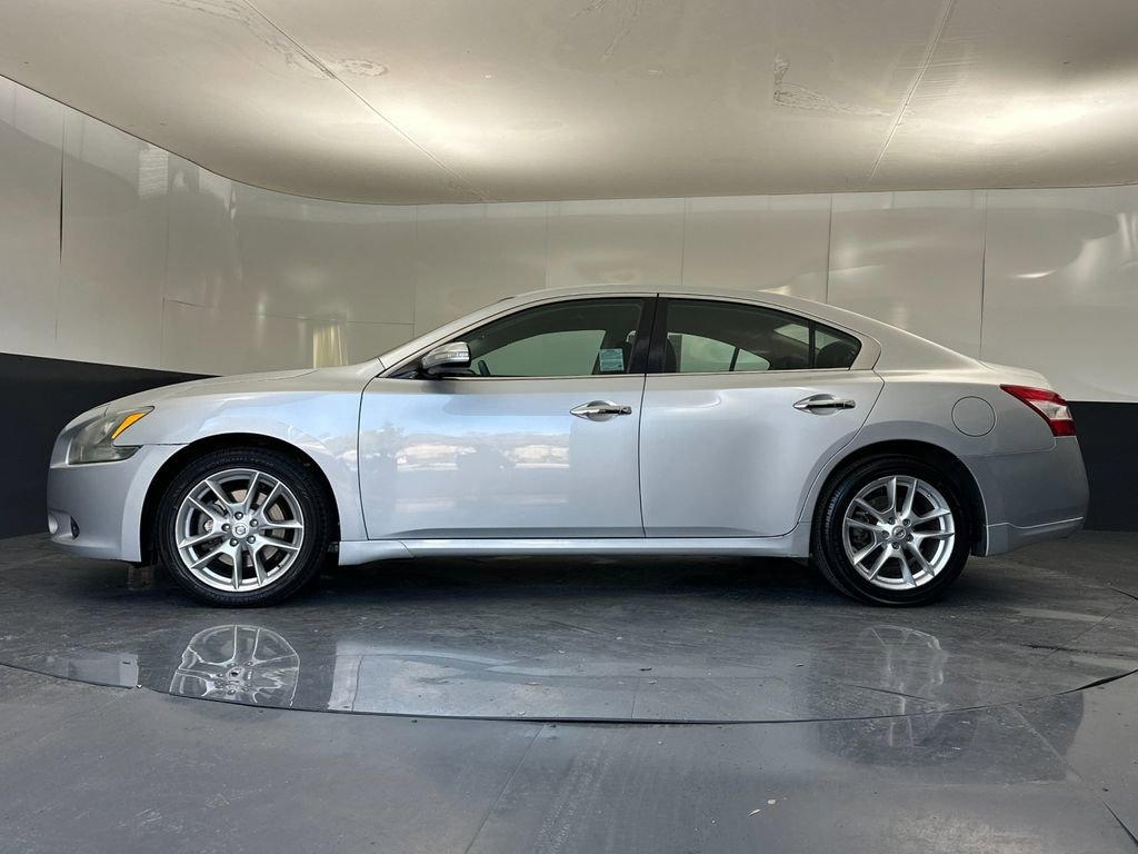 Used 2011 Nissan Maxima 3.5 SV image 6