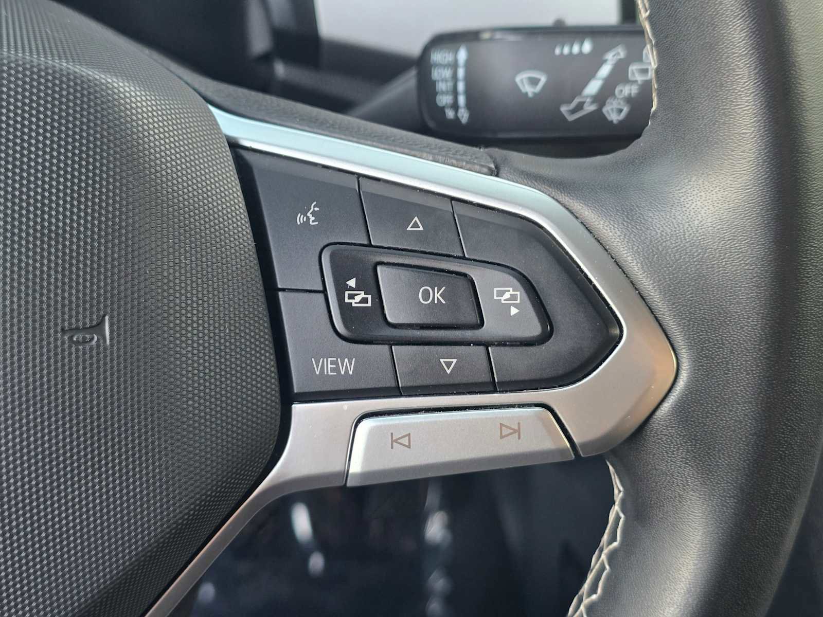 Used 2022 Volkswagen Atlas SE image 33