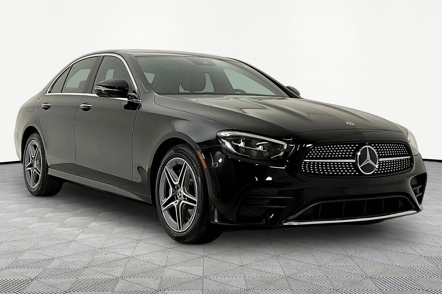 Certified 2023 Mercedes-Benz E 350 4MATIC Sedan image 3