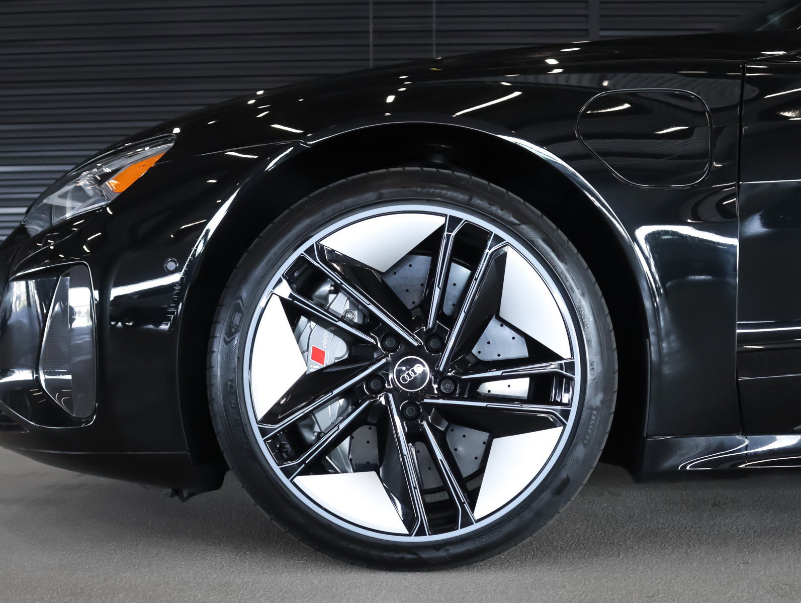 Used 2024 Audi RS e-tron GT w/ Carbon Performance Package image 3