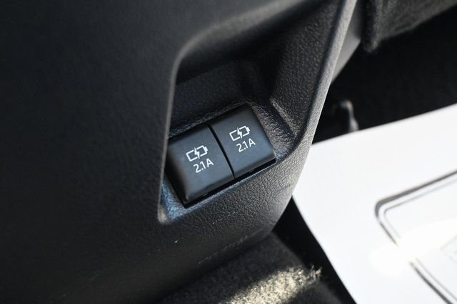 Used 2020 Toyota 4Runner Limited image 27