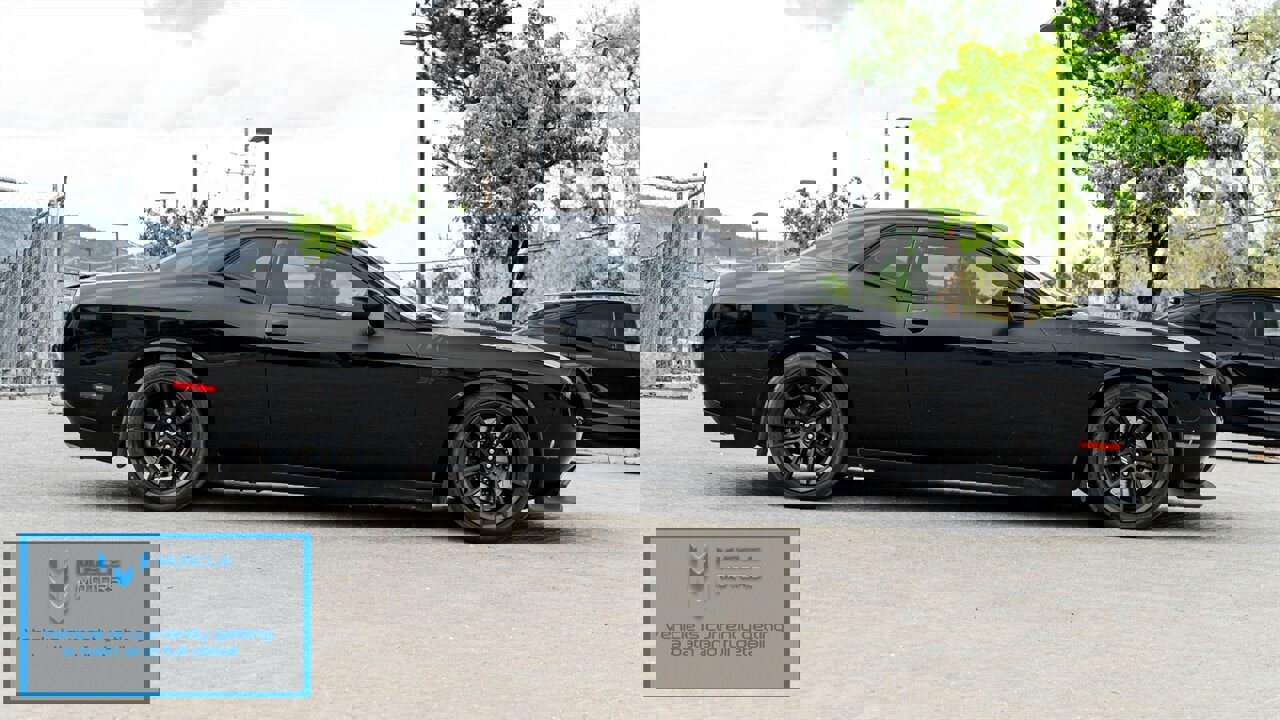 Used 2018 Dodge Challenger T/A image 5