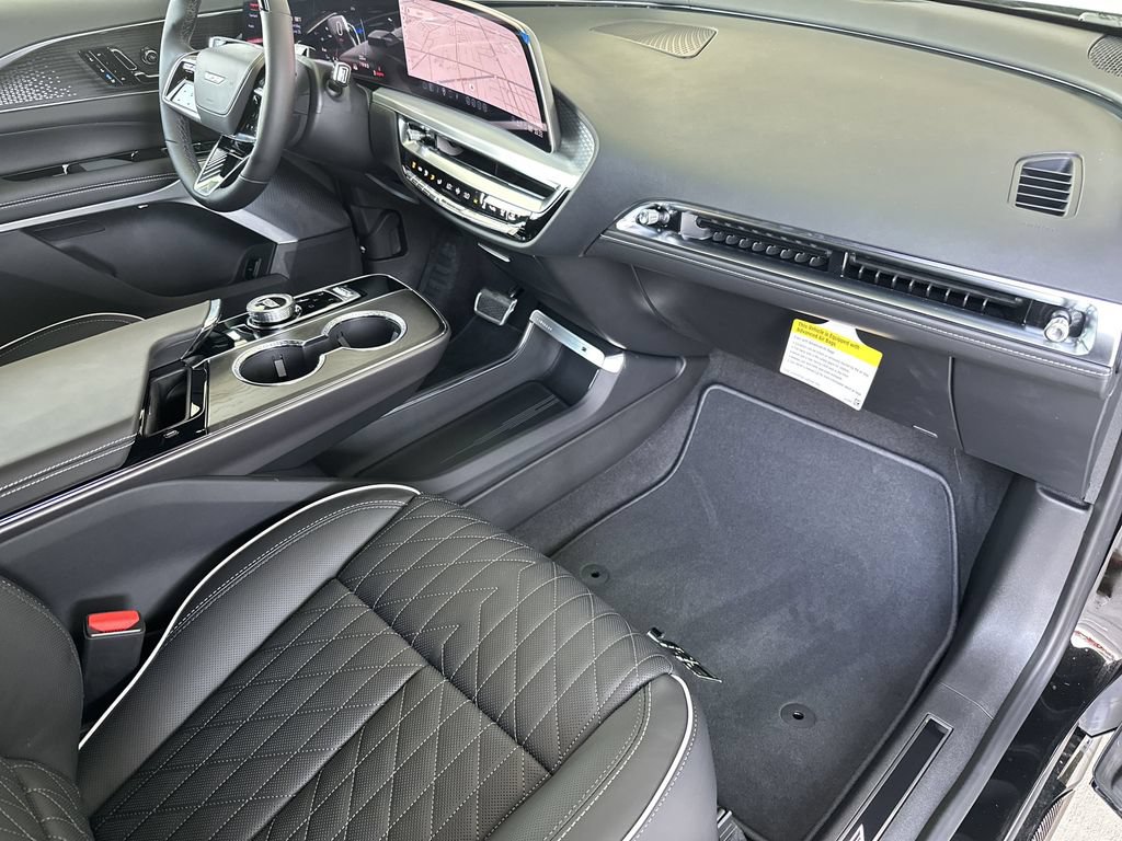 New 2026 Cadillac Lyriq V w/ Exterior Carbon Fiber Package AWD/4WD image 41