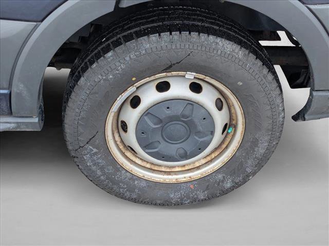 Used 2018 Ford Transit 250 148 Medium Roof w/ Interior Upgrade Package image 23