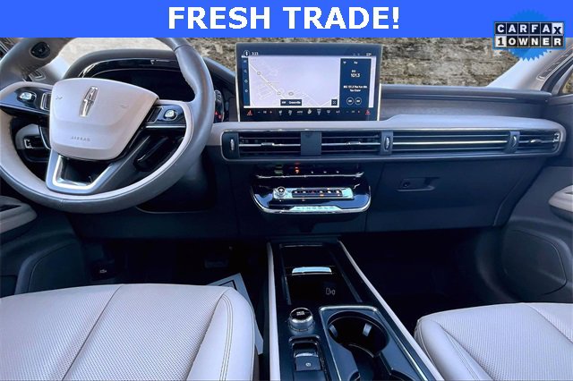 Used 2023 Lincoln Corsair Reserve w/ Equipment Group 201A image 7