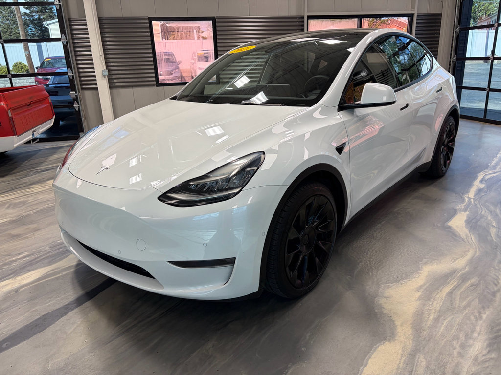 Used 2021 Tesla Model Y Long Range AWD/4WD image 3