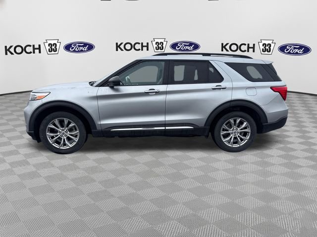 Used 2020 Ford Explorer XLT w/ Equipment Group 202A AWD/4WD image 4