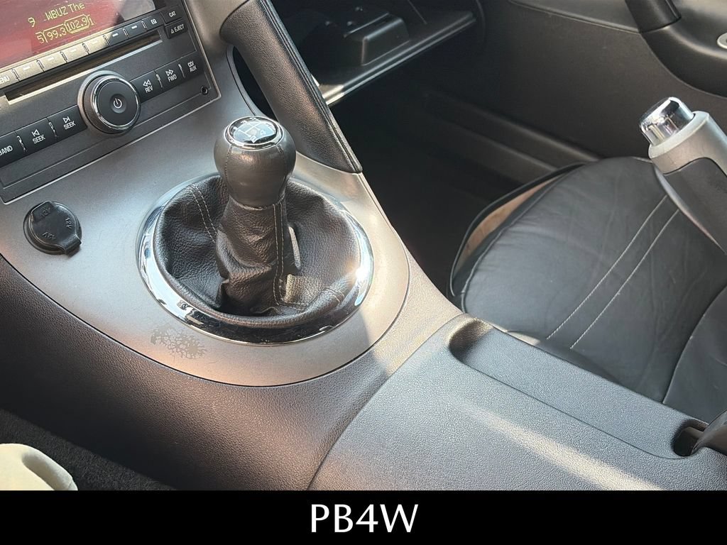 Used 2007 Pontiac Solstice Convertible w/ Premium Package RWD image 20