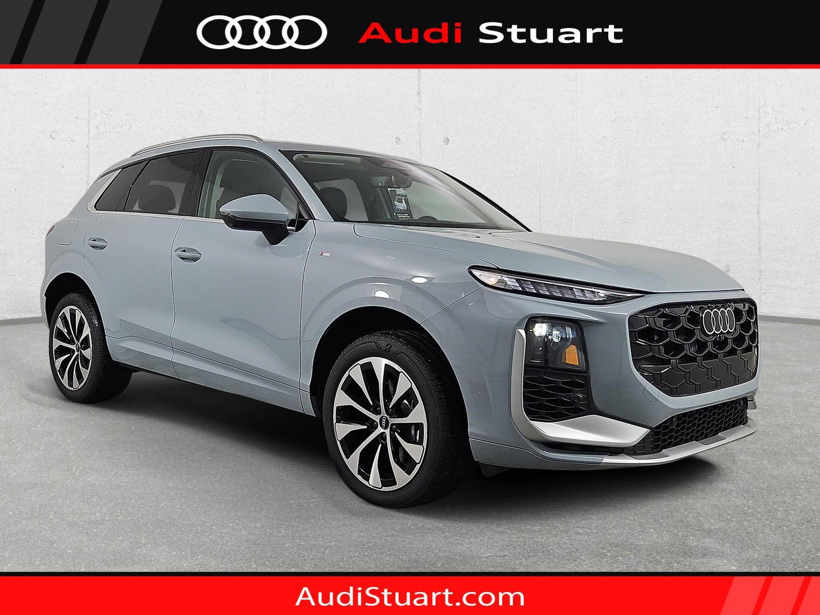 New 2026 Audi Q3 quattro 2.0T AWD/4WD image 1